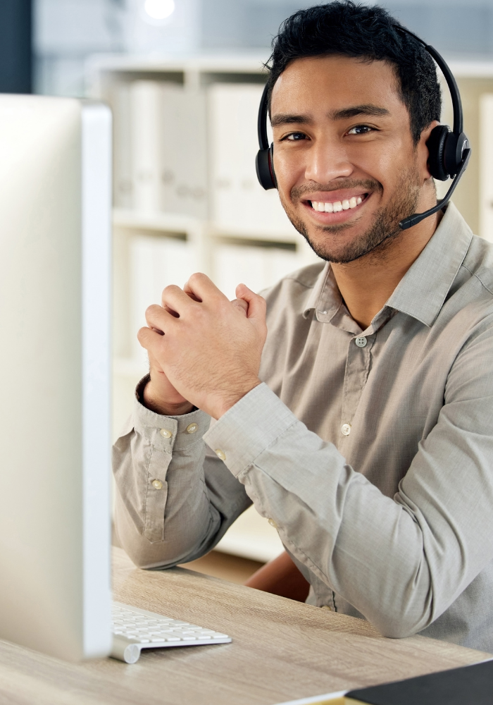 IT Support call center worker